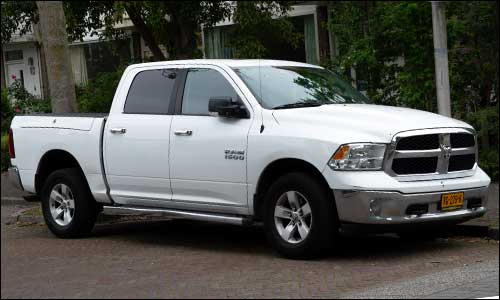 An image of a classic body style 2019 RAM 1500 truck